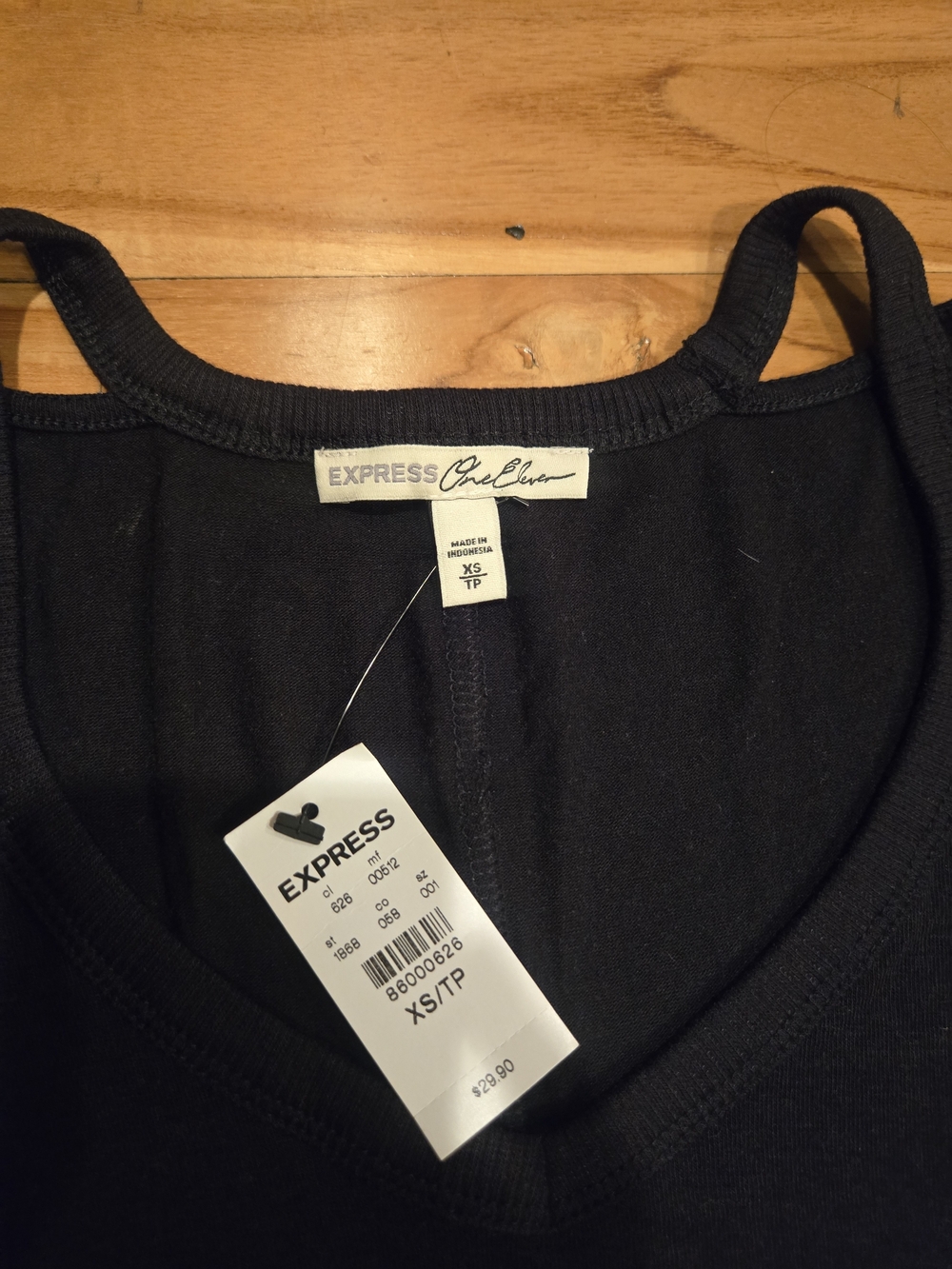 Cold Shoulder High-Low Top - Picture 2 of 7